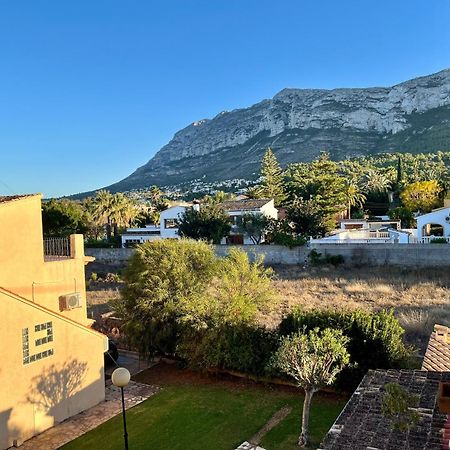 Adosado En Denia Con Gran Jardin Villa Exterior photo